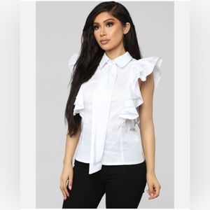 white blouses, Lovesong size Medium No Rips/Flaws, Smoke Free & Pet Free home